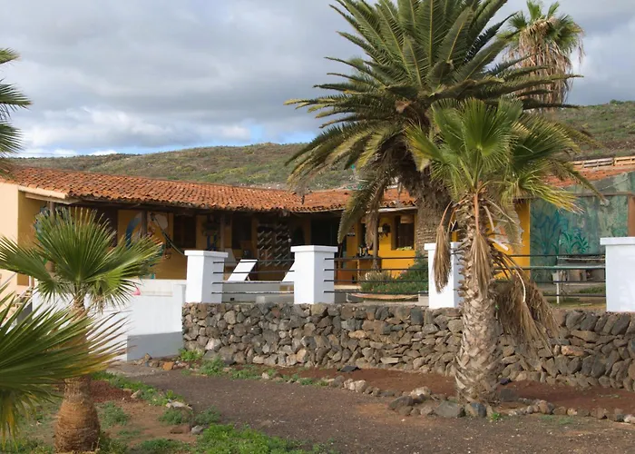 호스텔 The Tree House Surf Camp