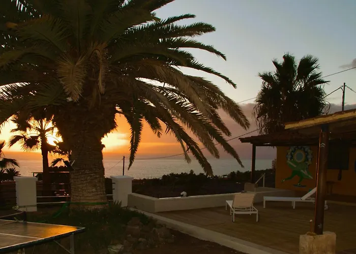 Hostel The Tree House Surf Camp