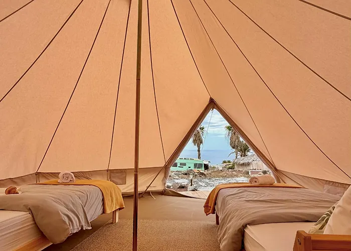 The Tree House Surf Camp Ostello