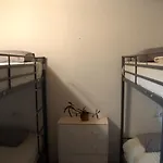 Хостел The Tree House Surf Camp