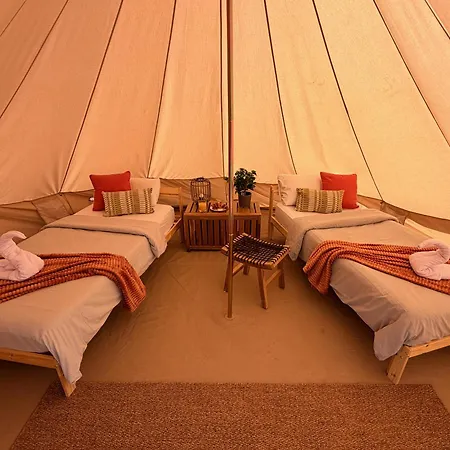 Хостел The Tree House Surf Camp