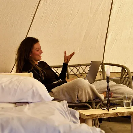 Vandrerhjem The Tree House Surf Camp Costa Adeje (Tenerife)